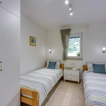 Lejlighed Lipa Korta - Family Apt, 15 Min Walk To Parentino & Pical Beaches
